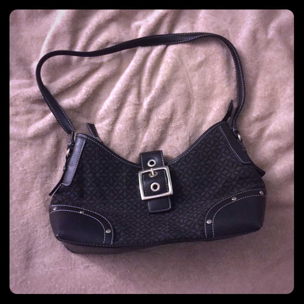 Women’s black purse size small